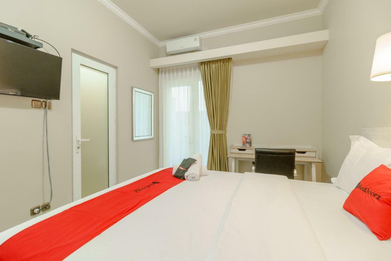 Reddoorz Near Taman Makam Pahlawan Cikutra Hotel Bandung Exterior photo