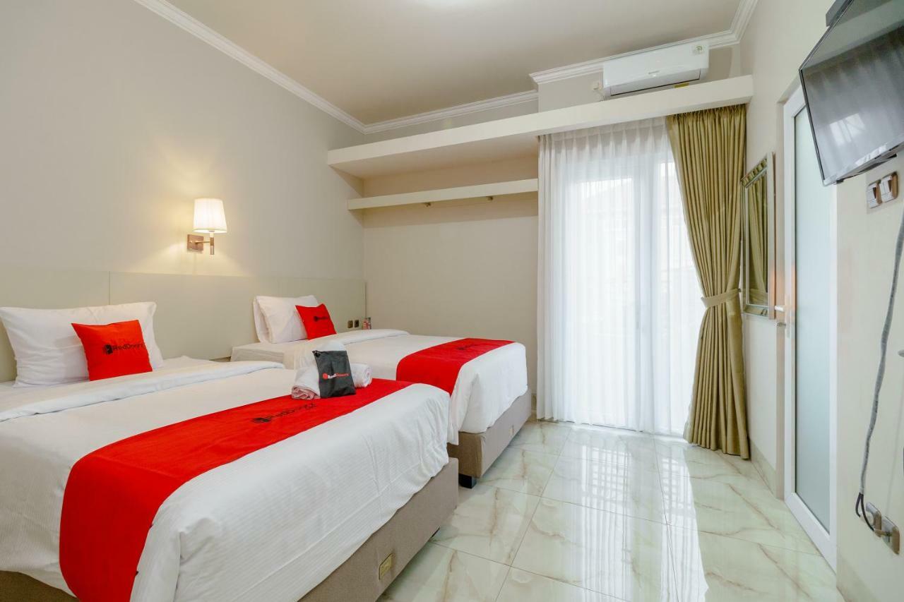 Reddoorz Near Taman Makam Pahlawan Cikutra Hotel Bandung Exterior photo